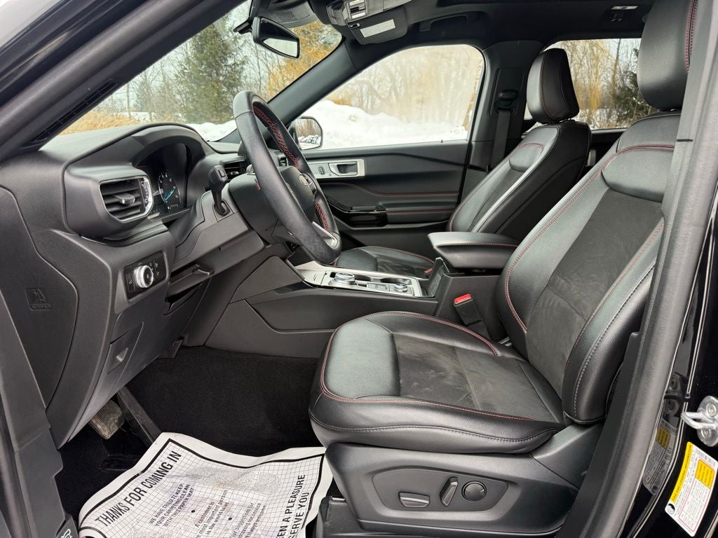 2023 Ford Explorer ST-Line