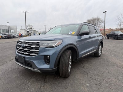2025 Ford Explorer Active