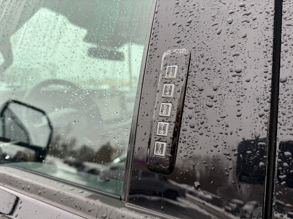 2023 Ford F-250SD Lariat