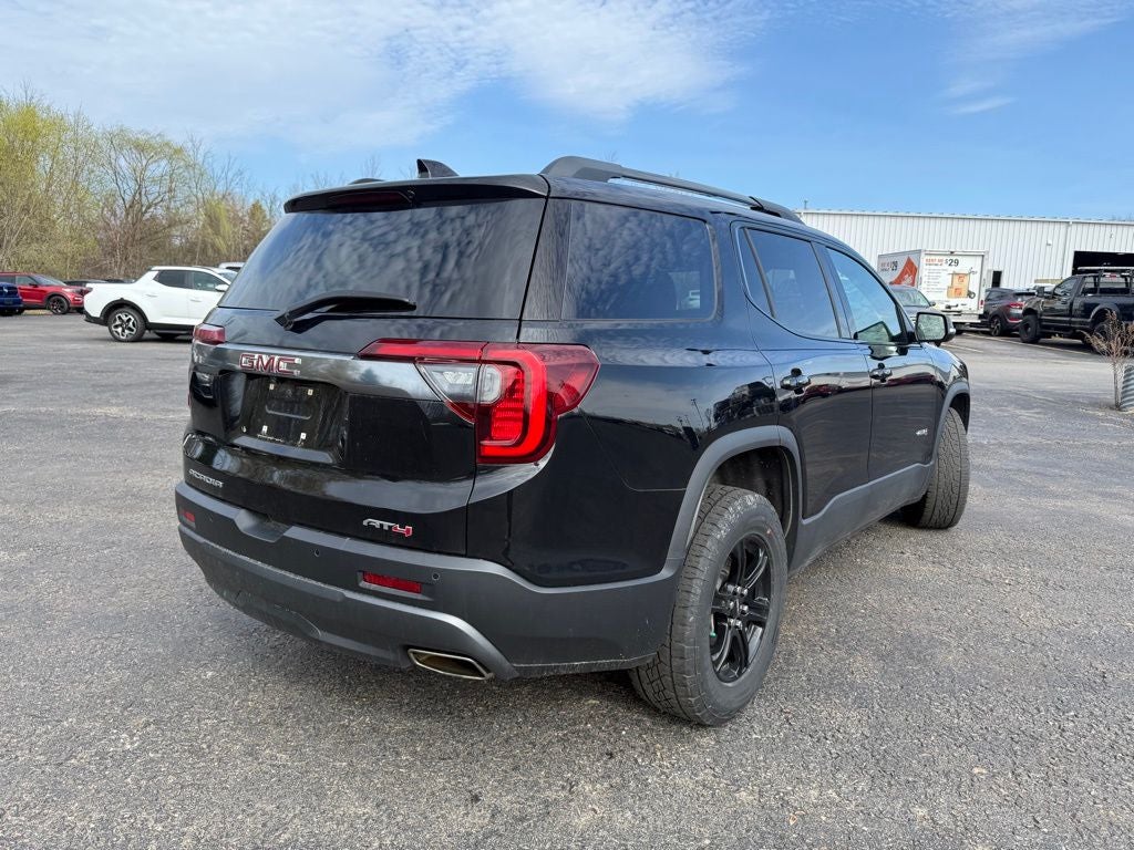 2023 GMC Acadia AT4