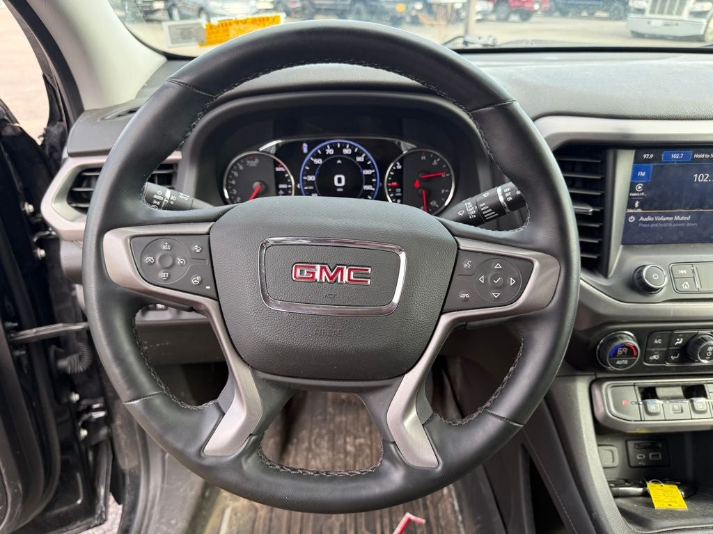 2023 GMC Acadia AT4