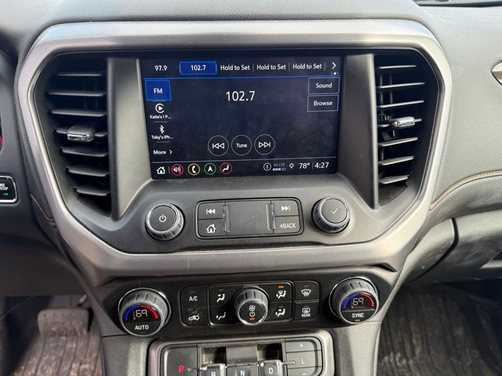 2023 GMC Acadia AT4