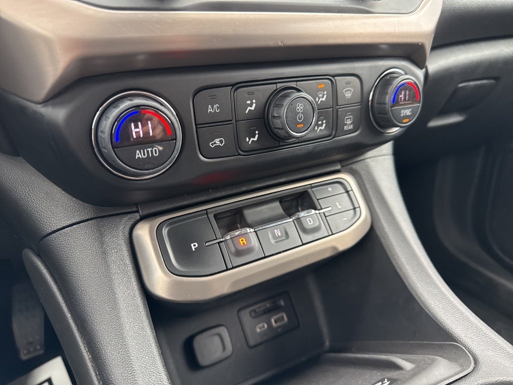 2020 GMC Acadia Denali