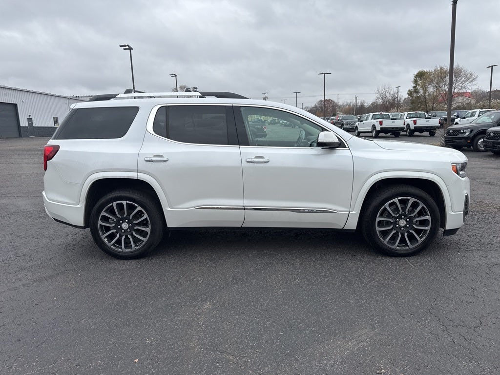 2020 GMC Acadia Denali