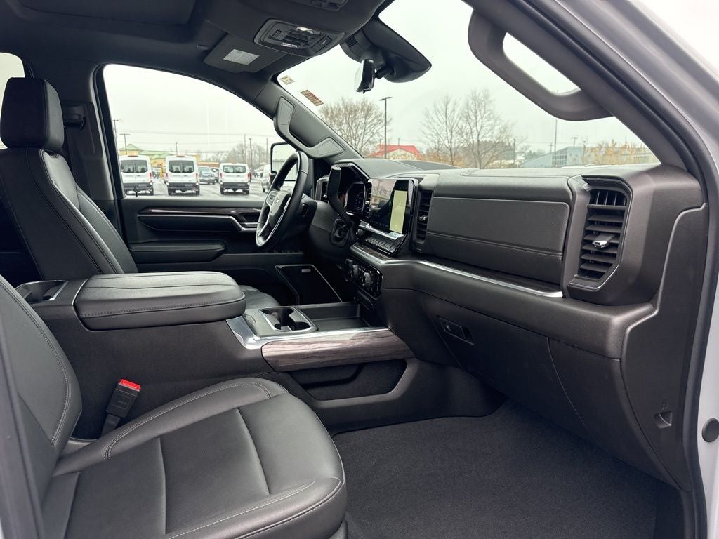 2024 Chevrolet Silverado 3500HD LTZ