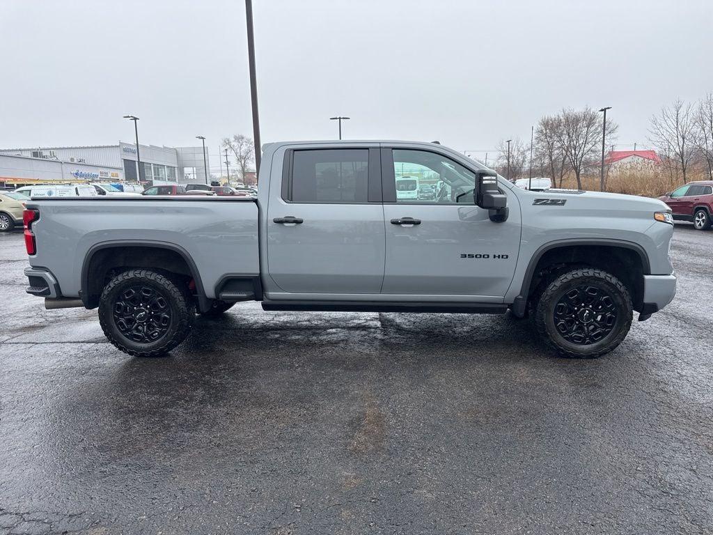2024 Chevrolet Silverado 3500HD LTZ