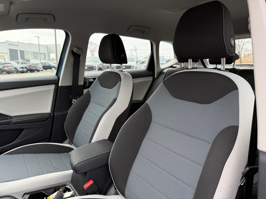 2025 Volkswagen Taos 1.5T S