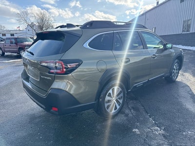 2025 Subaru Outback Premium