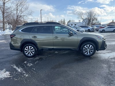 2025 Subaru Outback Premium