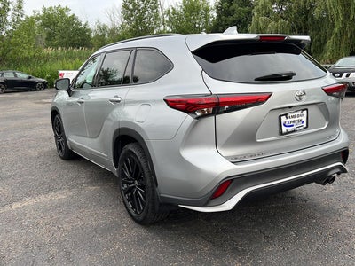 2023 Toyota Highlander XSE