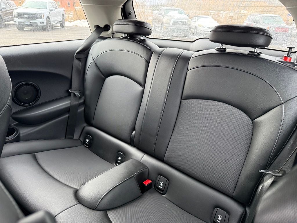 2018 MINI Cooper S Base