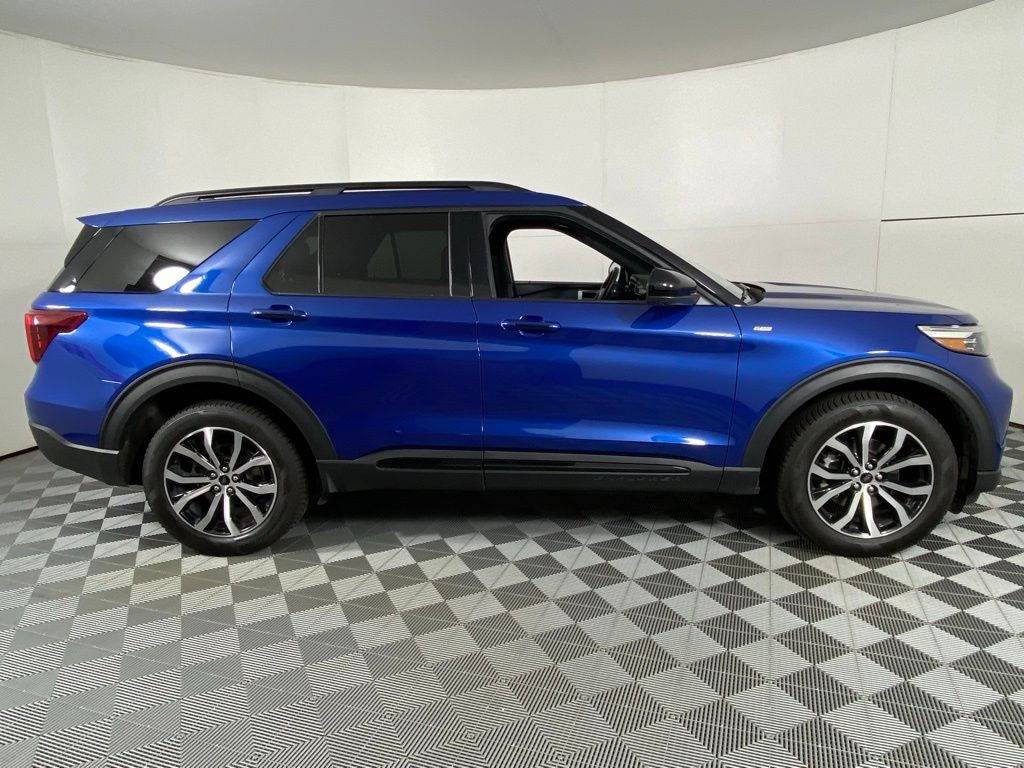 2022 Ford Explorer ST-Line