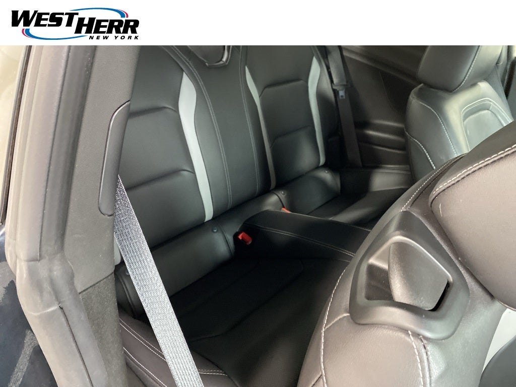 2019 Chevrolet Camaro 2LT 2LT