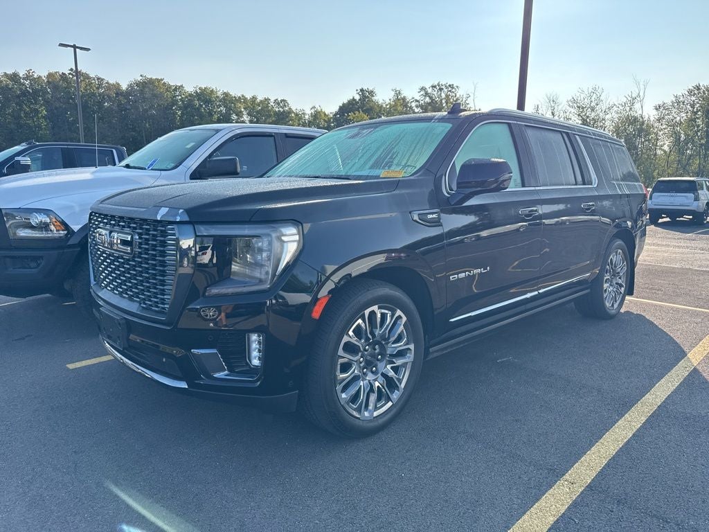 2023 GMC Yukon XL Denali Ultimate