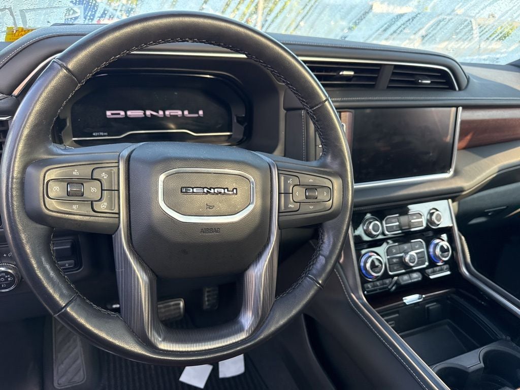 2023 GMC Yukon XL Denali Ultimate