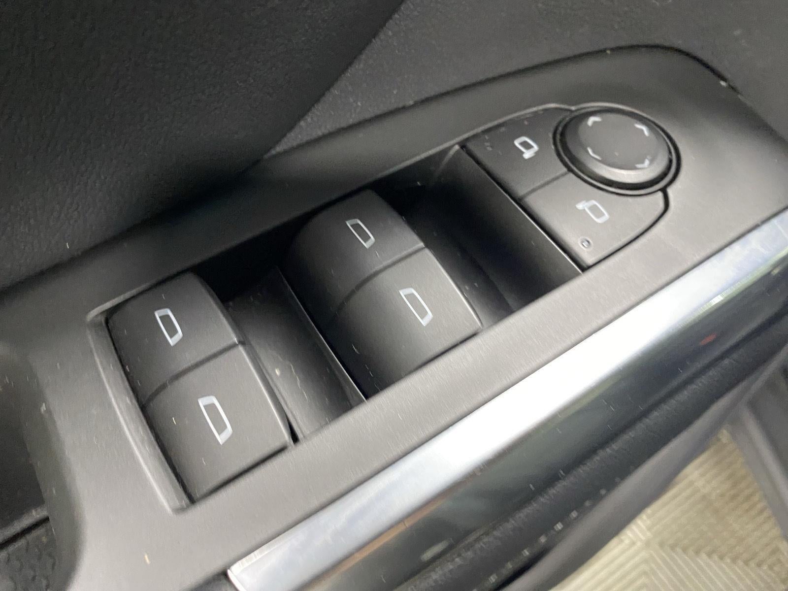 2024 Chevrolet Traverse FWD LS