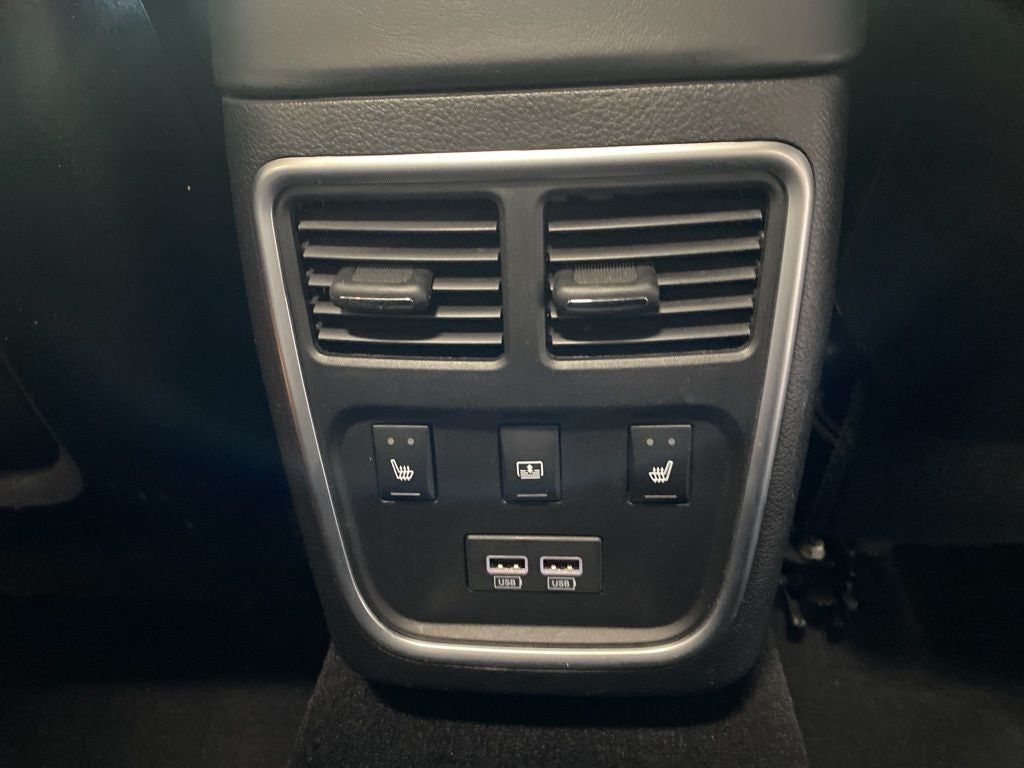 2022 Chrysler 300 Touring