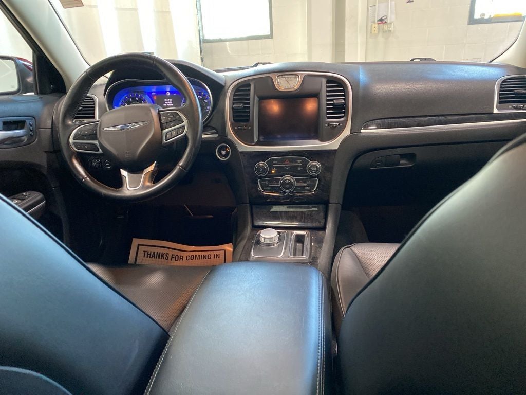 2022 Chrysler 300 Touring