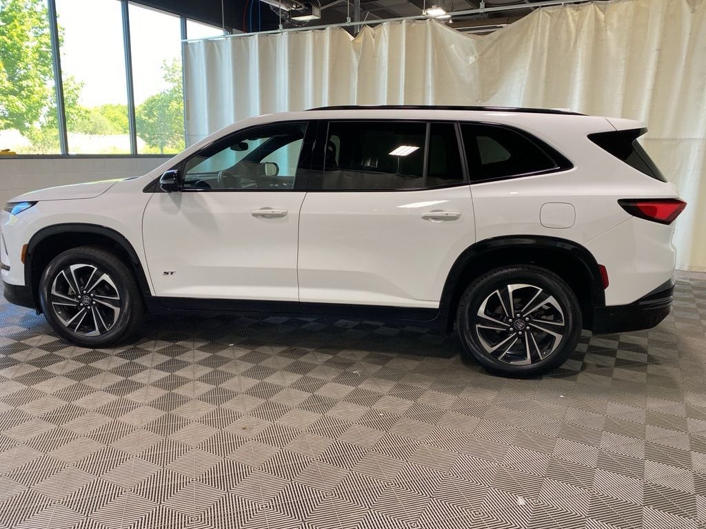2025 Buick Enclave Sport Touring