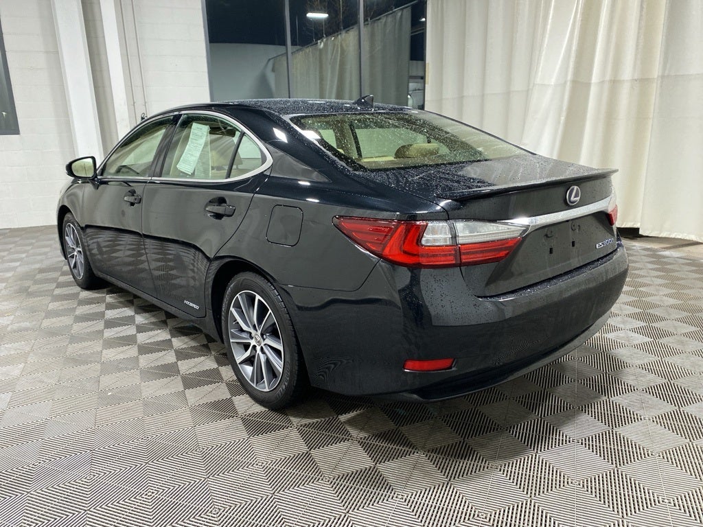 2018 Lexus ES 300h