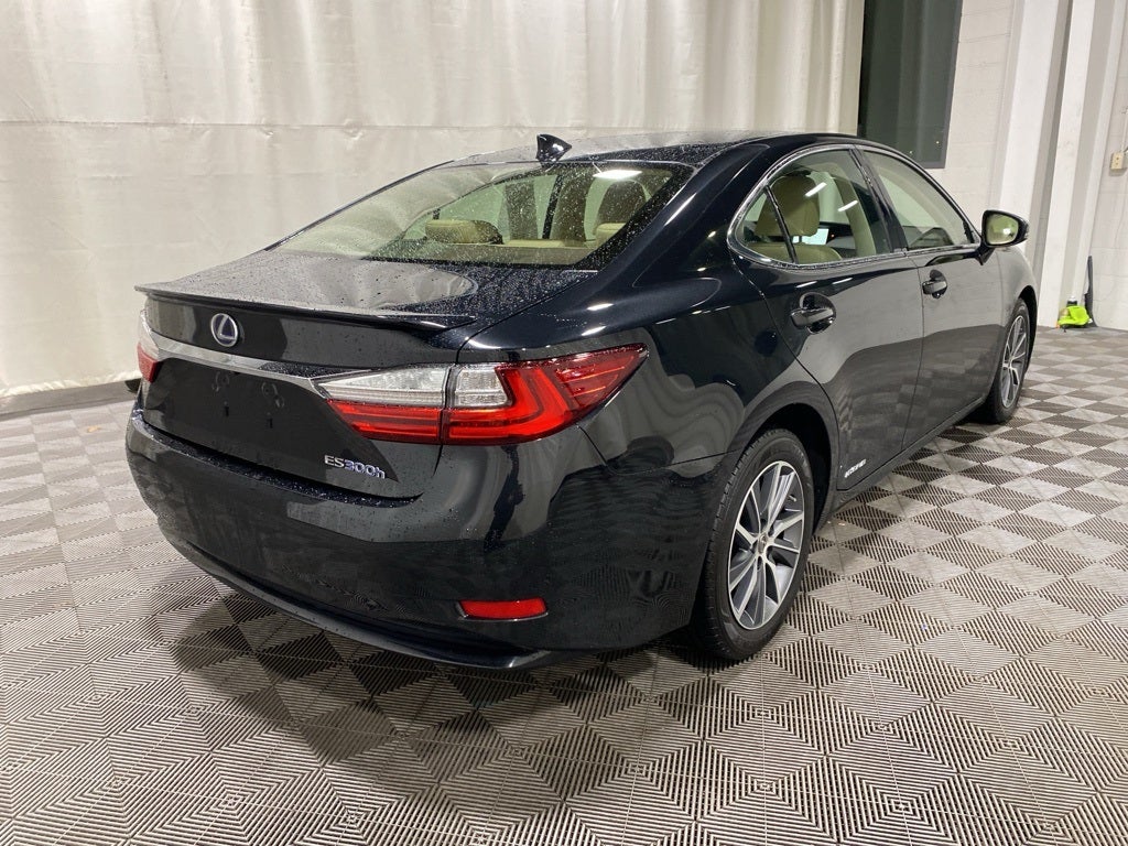 2018 Lexus ES 300h