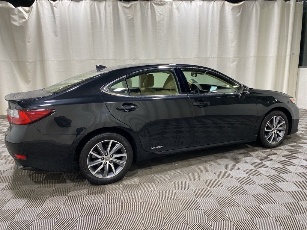 2018 Lexus ES 300h