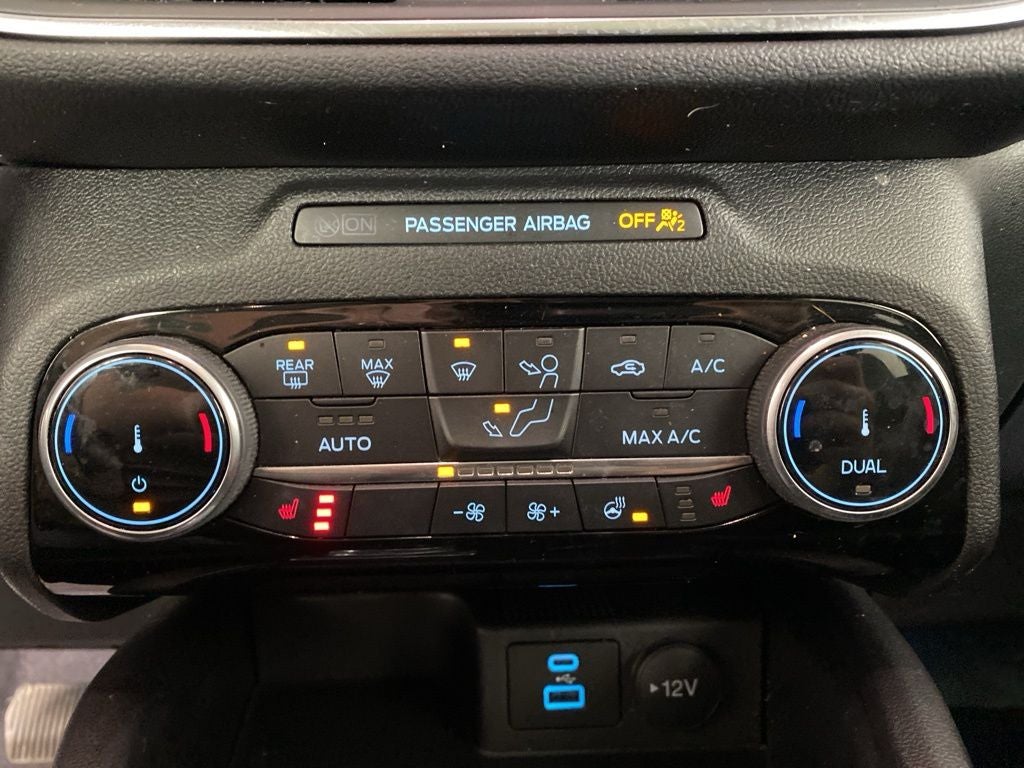 2022 Ford Escape Plug-In Hybrid Titanium