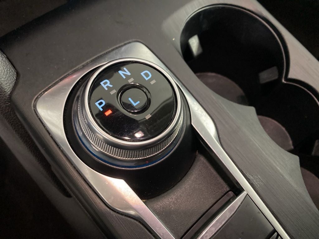 2022 Ford Escape Plug-In Hybrid Titanium