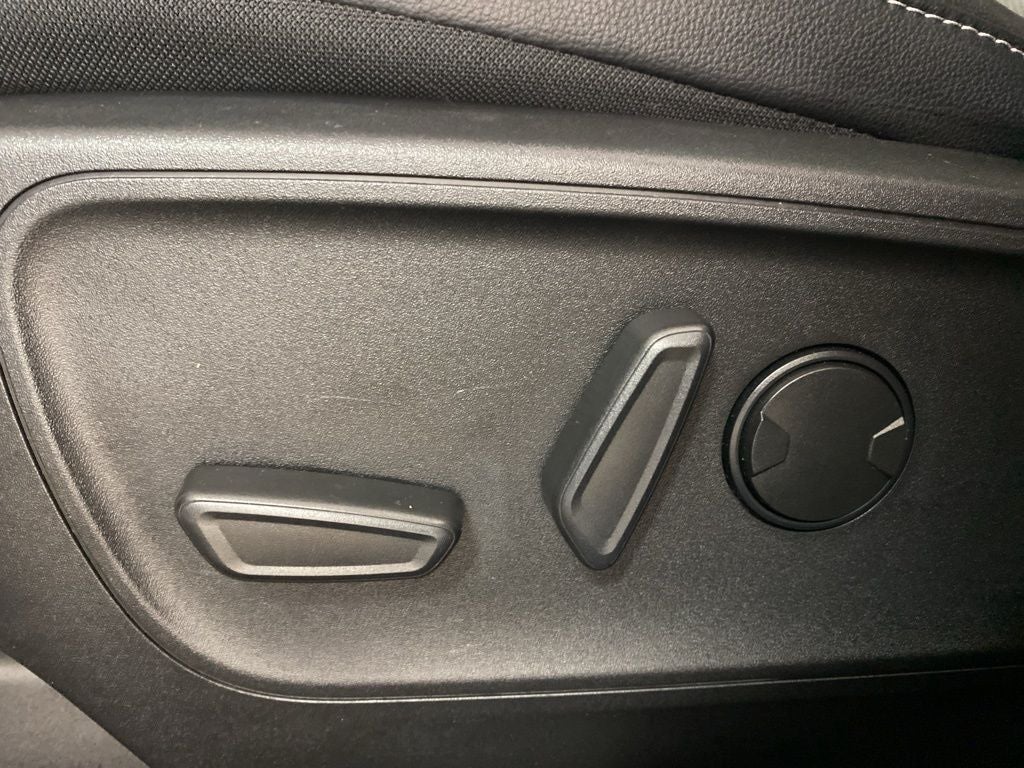 2022 Ford Escape Plug-In Hybrid Titanium