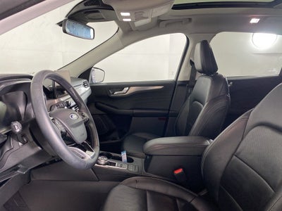 2022 Ford Escape Plug-In Hybrid Titanium