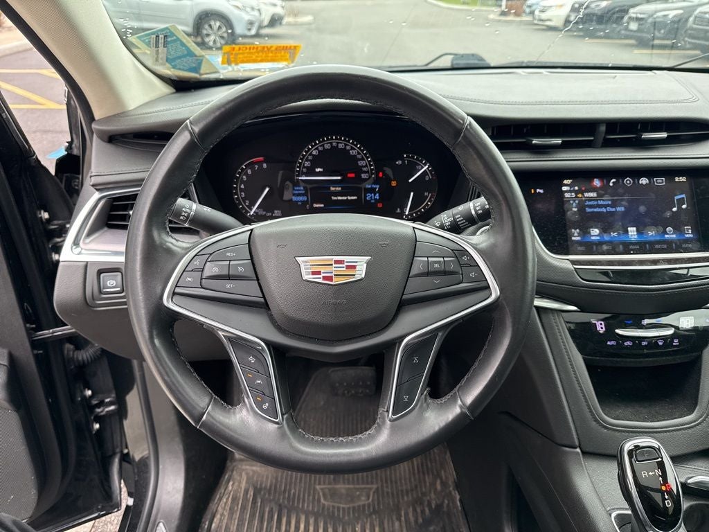 2018 Cadillac XT5 Luxury