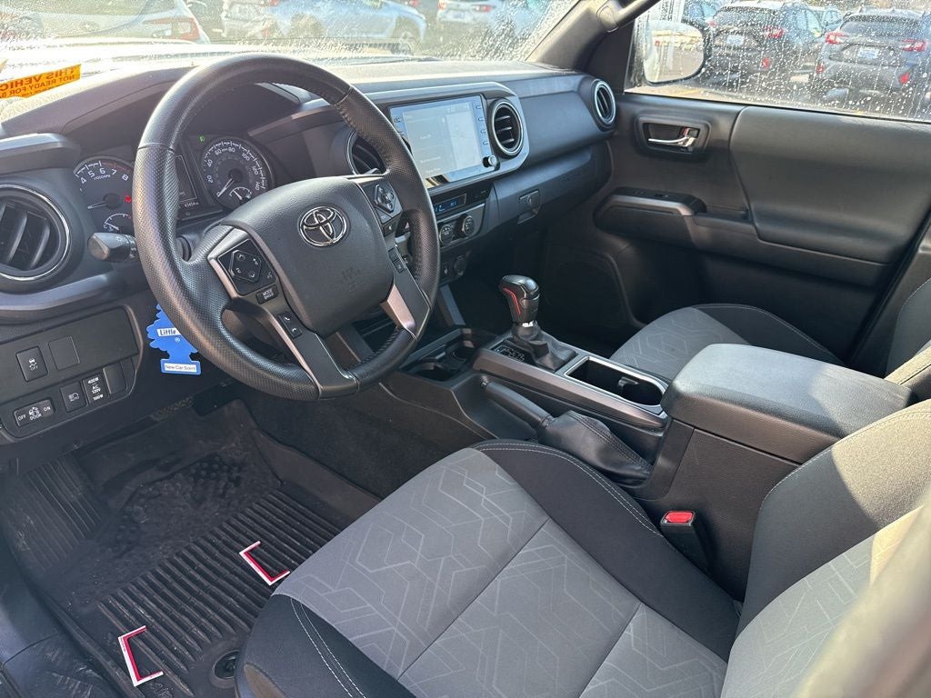 2022 Toyota Tacoma TRD Sport V6