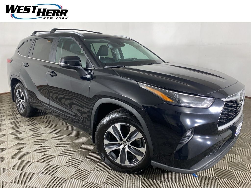 2023 Toyota Highlander L