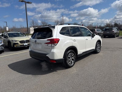 2024 Subaru Forester Premium