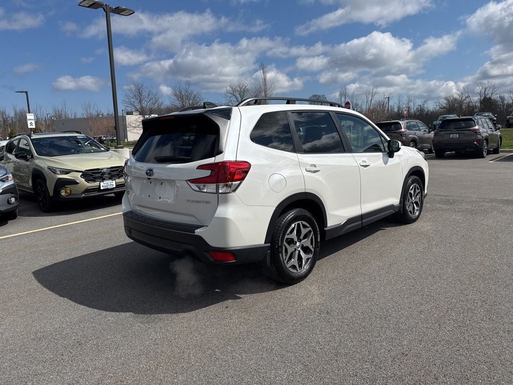 2024 Subaru Forester Premium