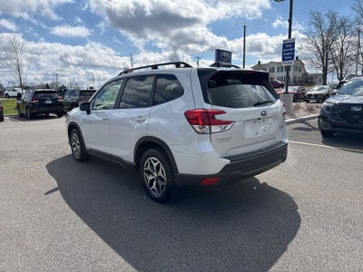 2024 Subaru Forester Premium