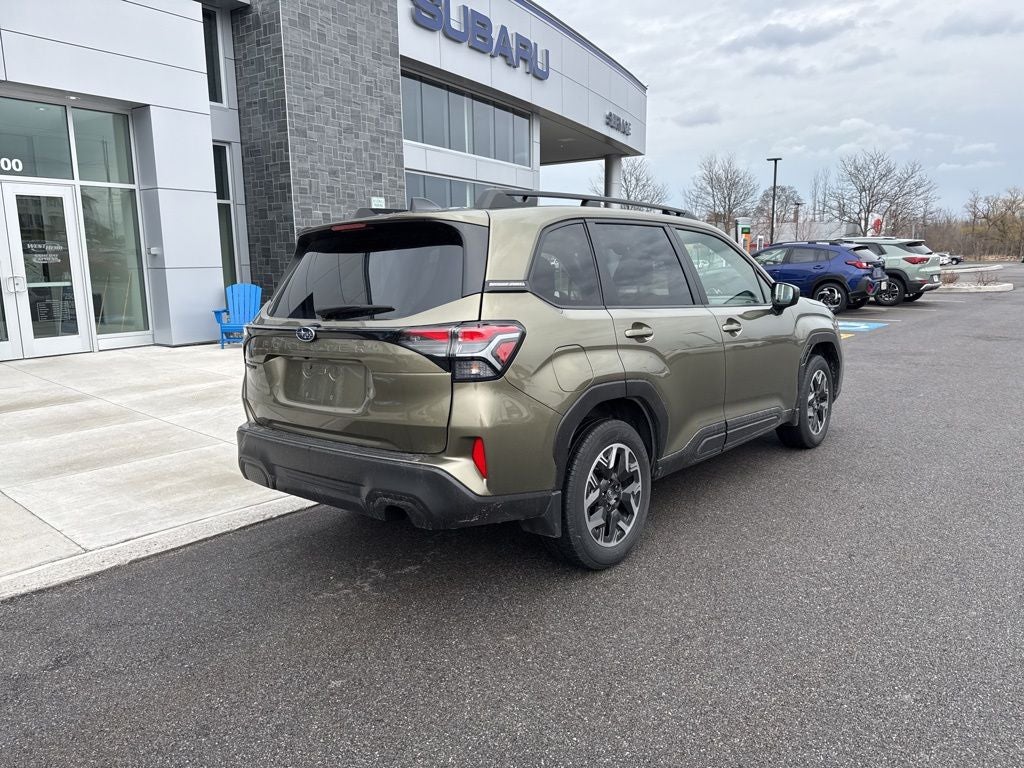 2025 Subaru Forester Premium