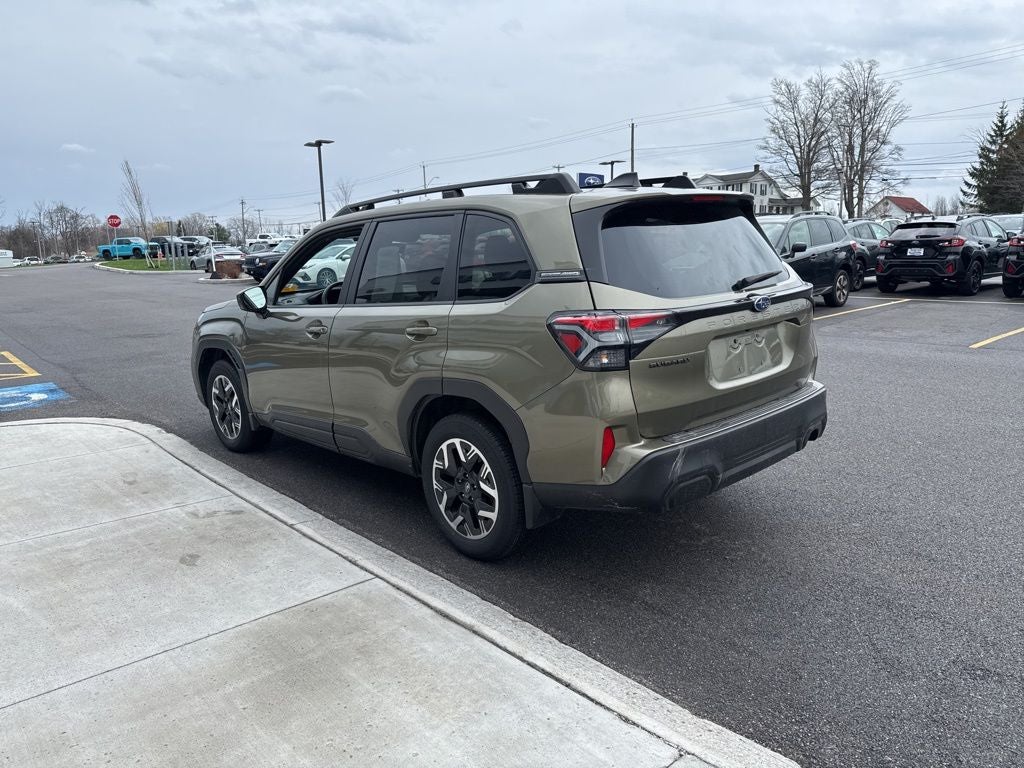 2025 Subaru Forester Premium
