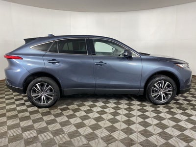 2023 Toyota Venza LE
