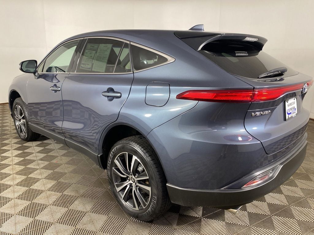 2023 Toyota Venza LE