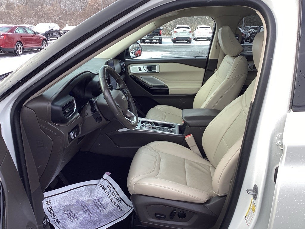 2023 Ford Explorer Platinum