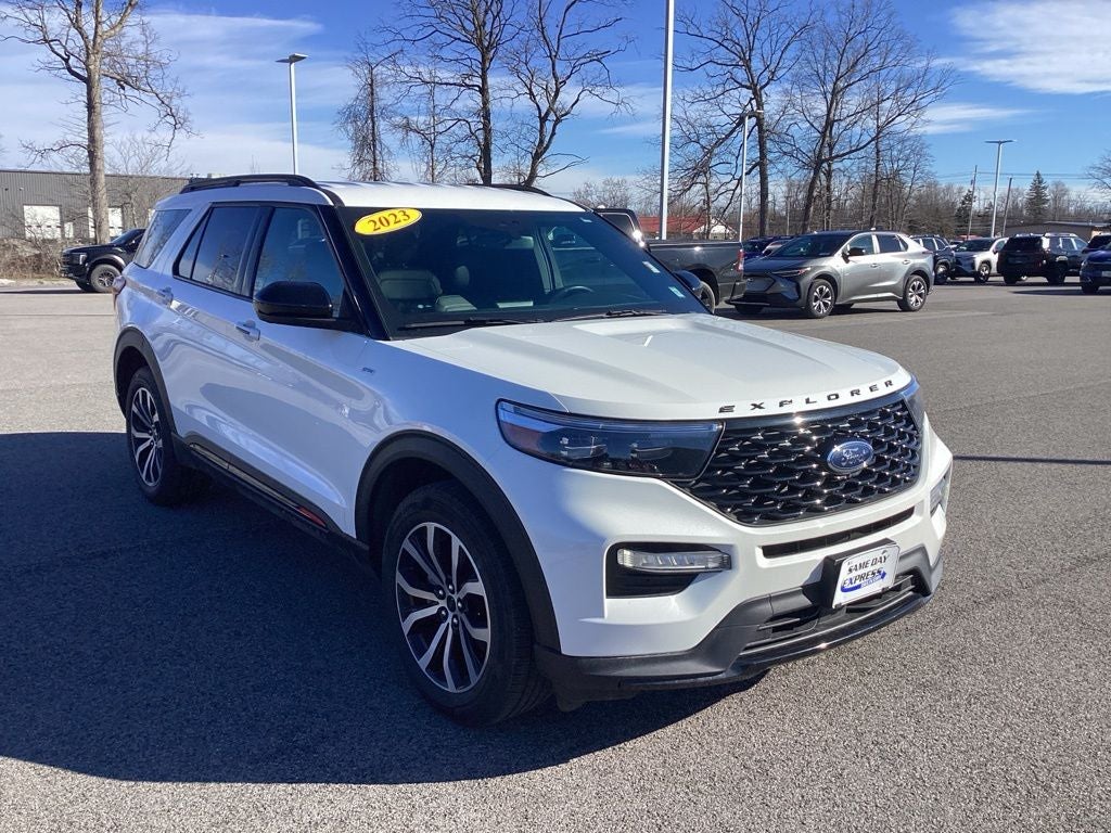 2023 Ford Explorer ST-Line