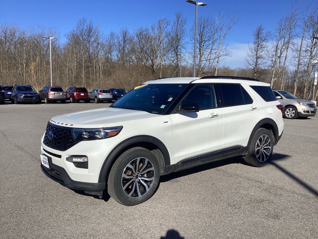 2023 Ford Explorer ST-Line