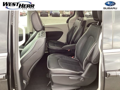 2023 Chrysler Pacifica Hybrid Limited