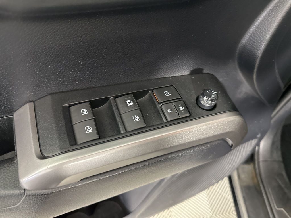 2020 Toyota Tacoma SR5 V6