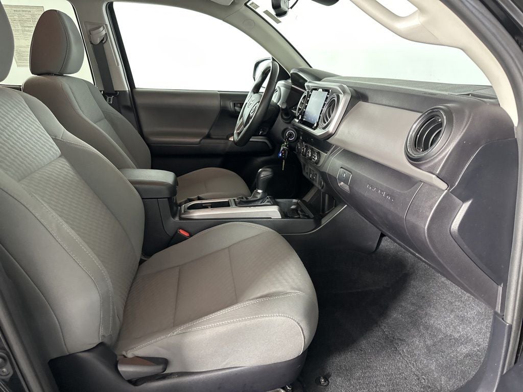 2020 Toyota Tacoma SR5 V6