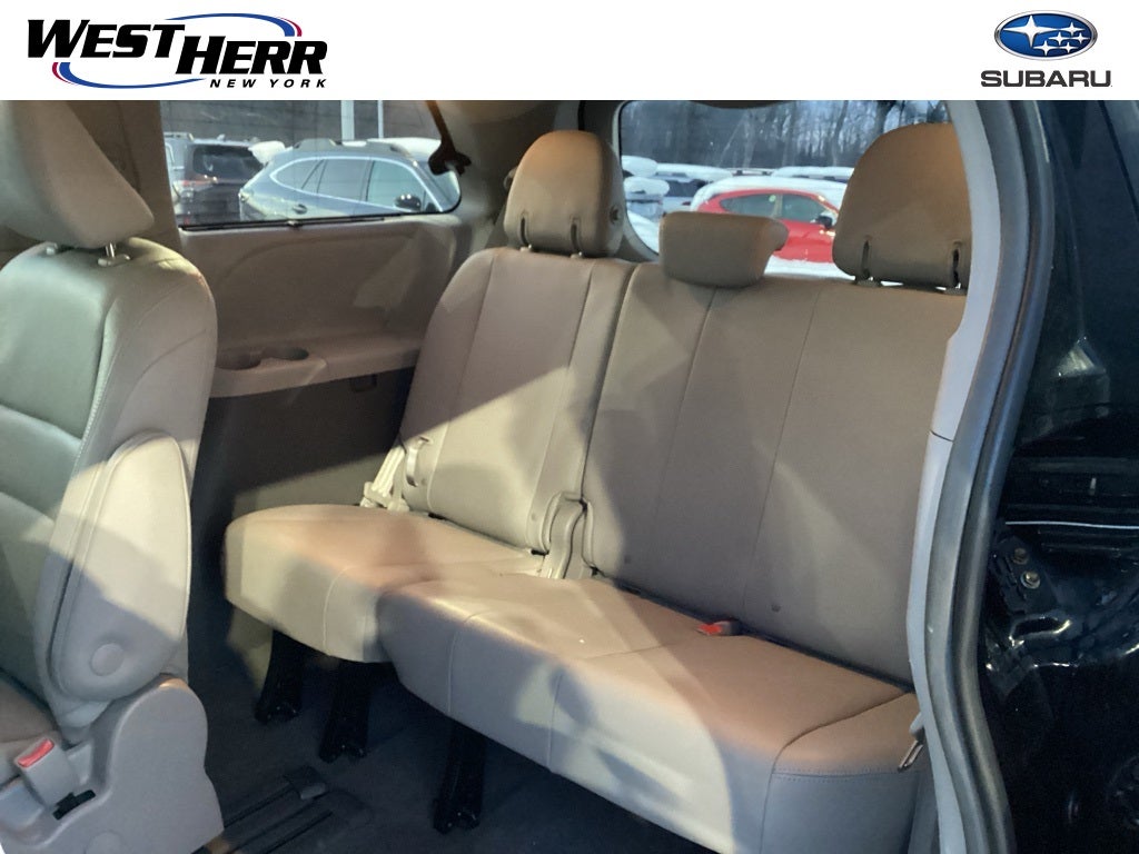 2019 Toyota Sienna L 7 Passenger