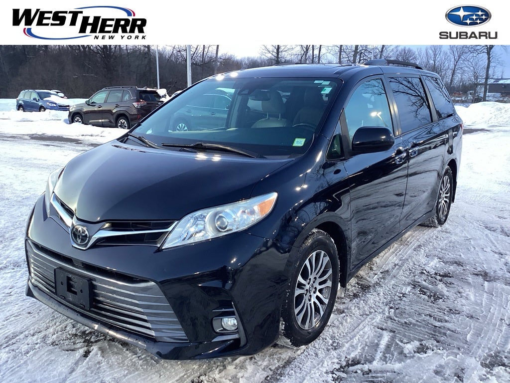 2019 Toyota Sienna L 7 Passenger