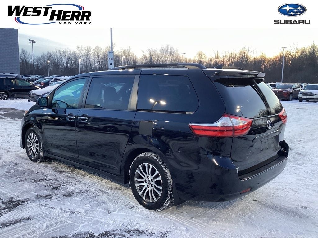 2019 Toyota Sienna L 7 Passenger