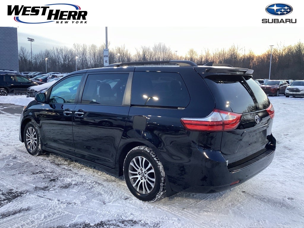 2019 Toyota Sienna L 7 Passenger
